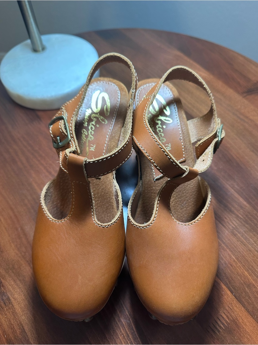 Women’s Tan Leather T-Strap Clog